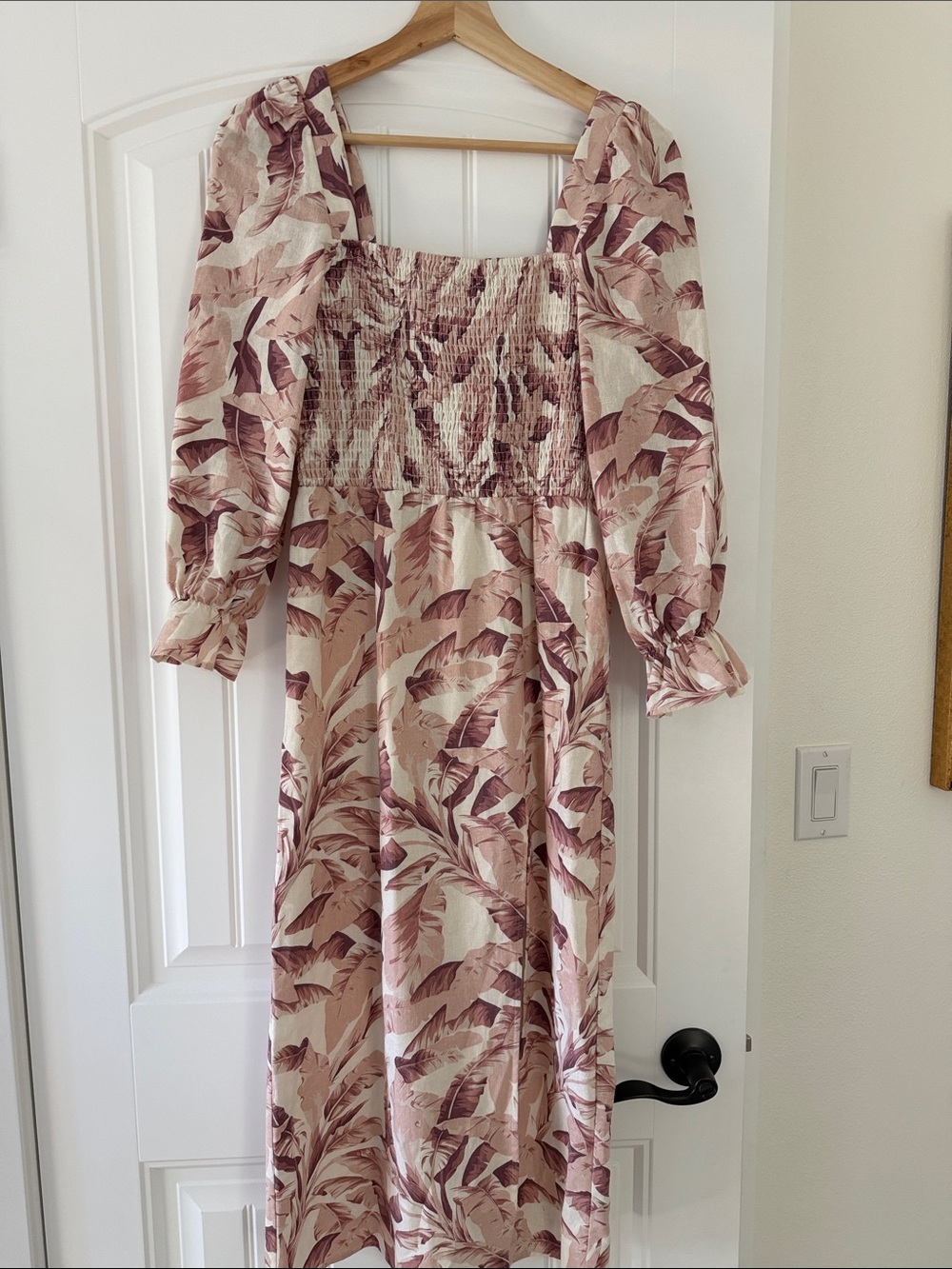 House of Harlow 1960 Blush and Dusty Rose Leaf Print Long Sleeve Midi Dress